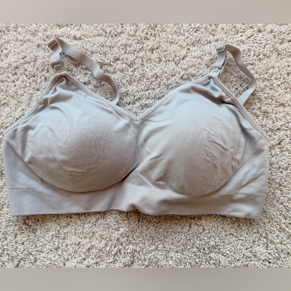 Auden’s Women's Nursing Lightly Lined Seamless
Bralette - Auden™ Heathered Gray - Picture 2 of 7